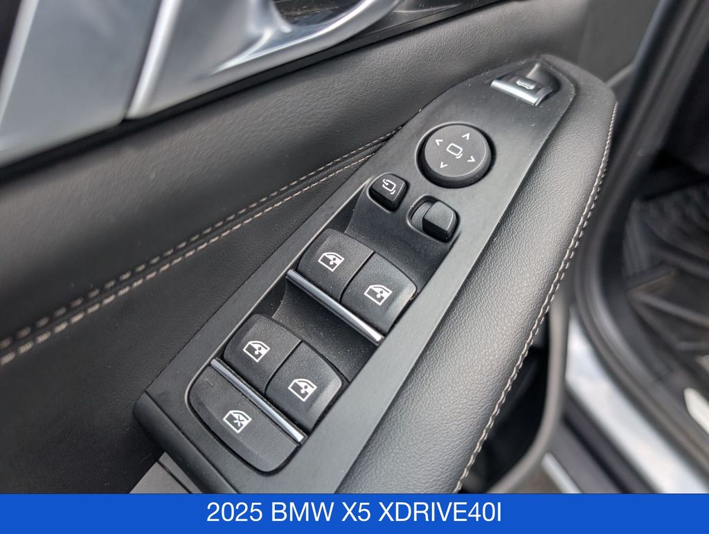 2025 BMW X5 40i - Photo 12