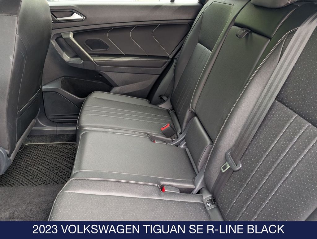 2023 Volkswagen Tiguan SE R-LINE BLACK - Photo 17