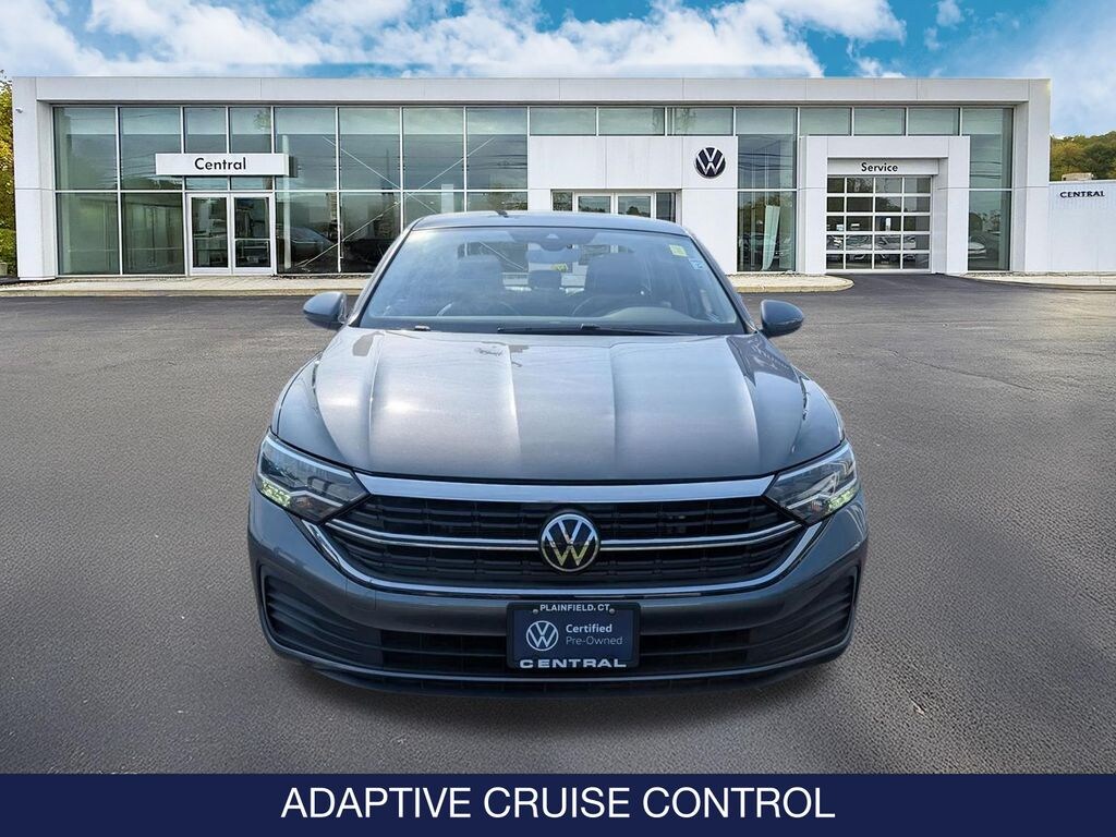 Certified 2024 Volkswagen Jetta 1.5T SE Sedan