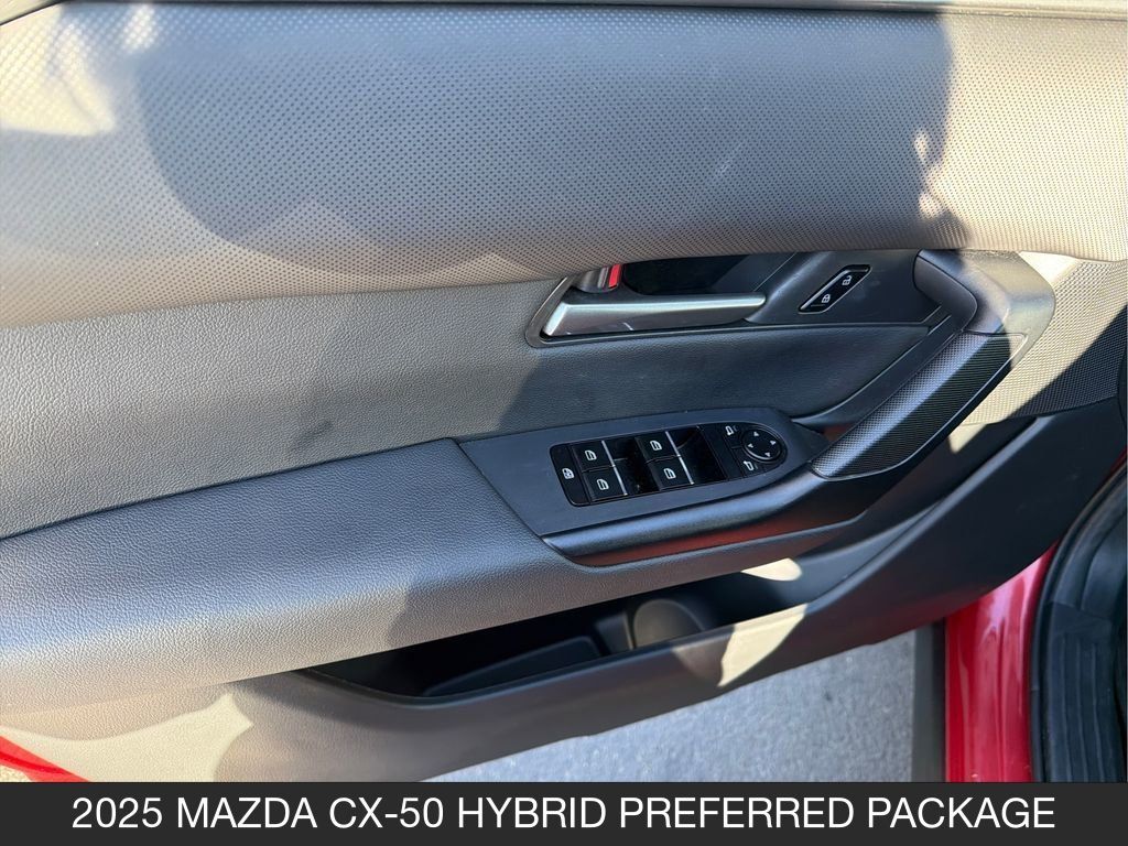 2025 Mazda CX-50 Preferred - Photo 22