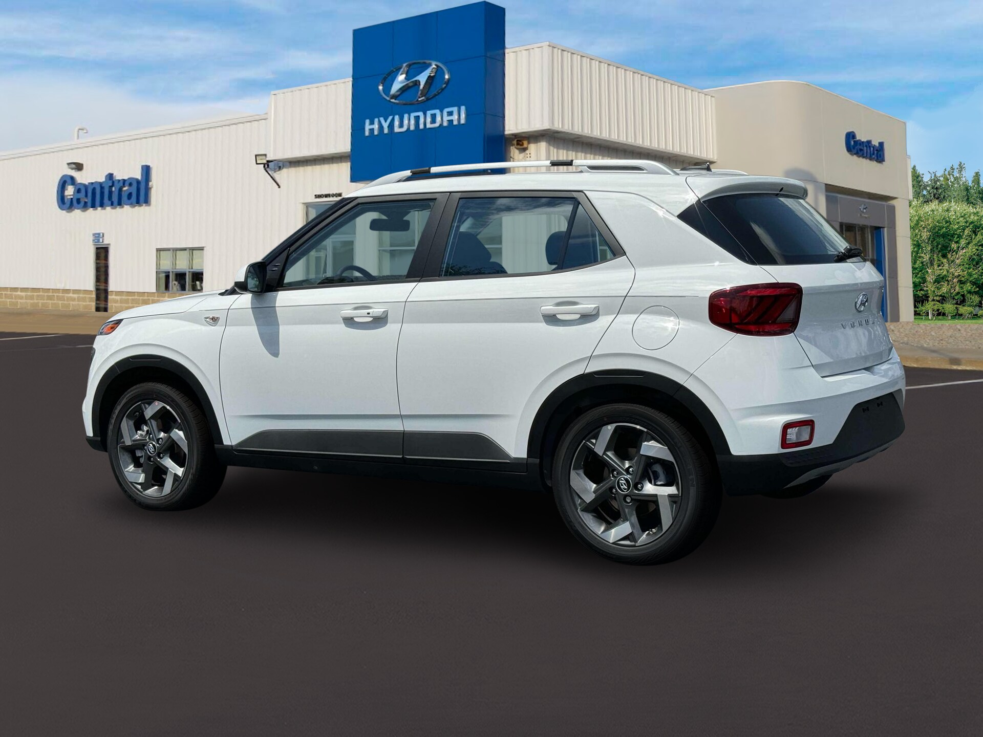 2025 Hyundai Venue SEL photo 4