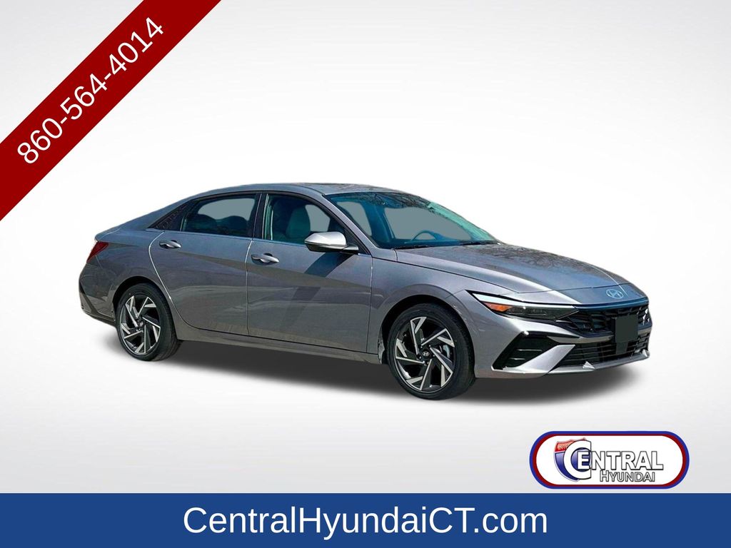 2025 Hyundai Elantra Hybrid Sedan 