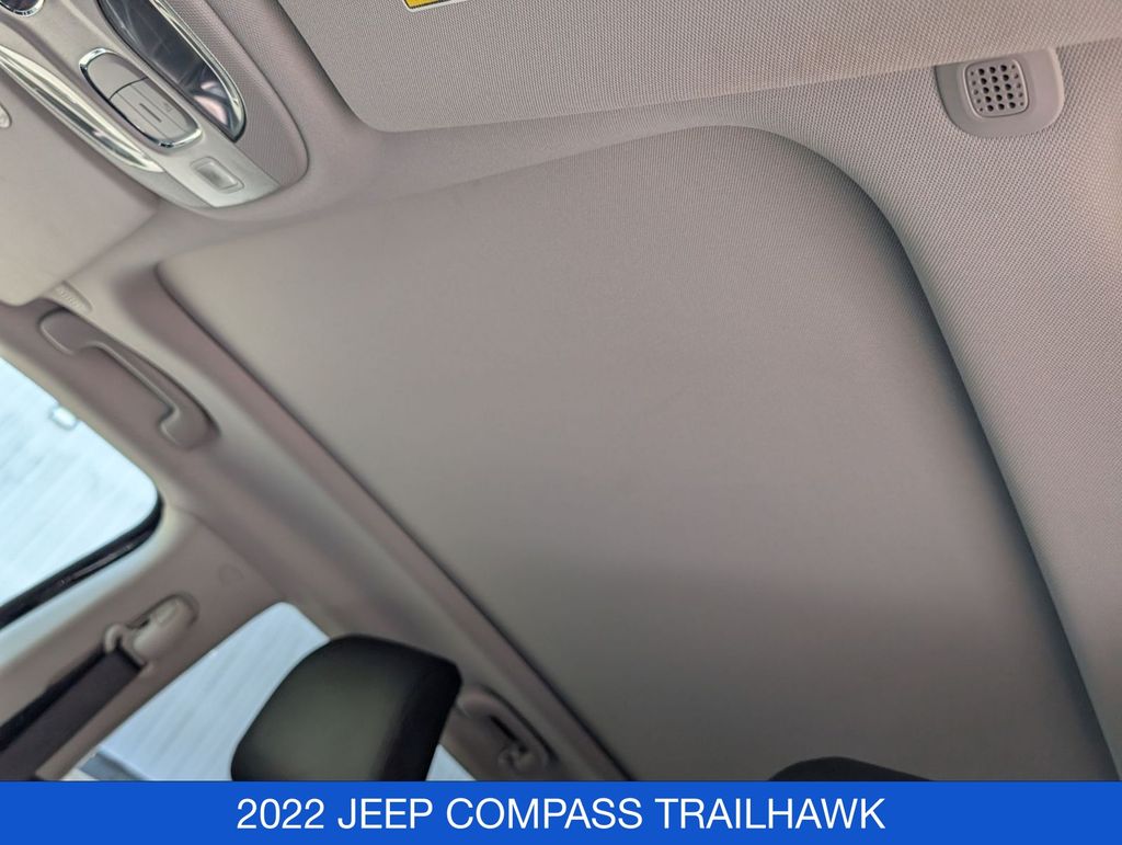 2022 Jeep Compass Trailhawk - Photo 16