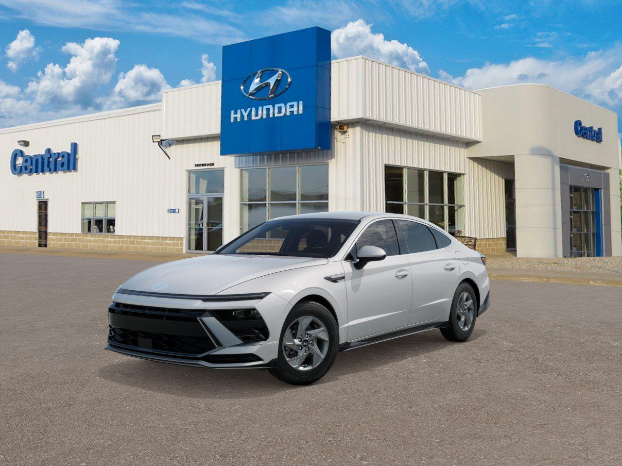 2026 Hyundai Sonata SE's photo