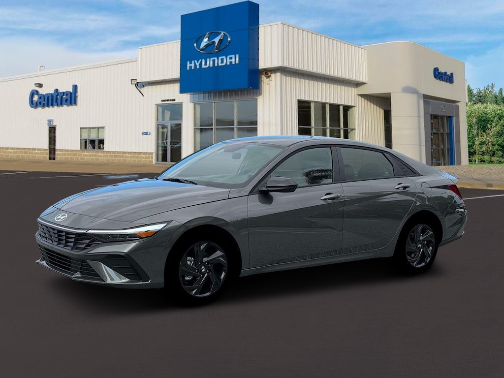 New 2026 Hyundai Elantra SEL Sport Sedan