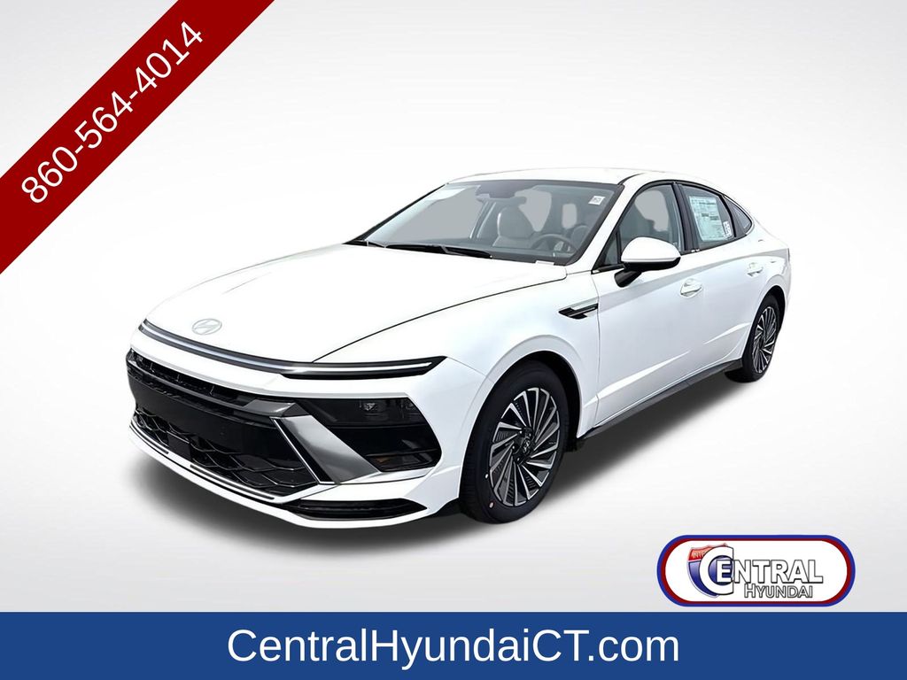 2025 Hyundai Sonata Hybrid Sedan 