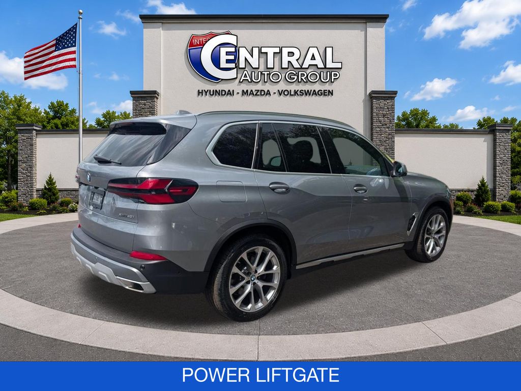 2025 BMW X5 40i - Photo 8