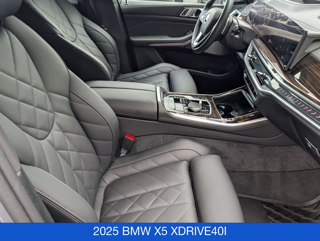 2025 BMW X5 40i - Photo 32