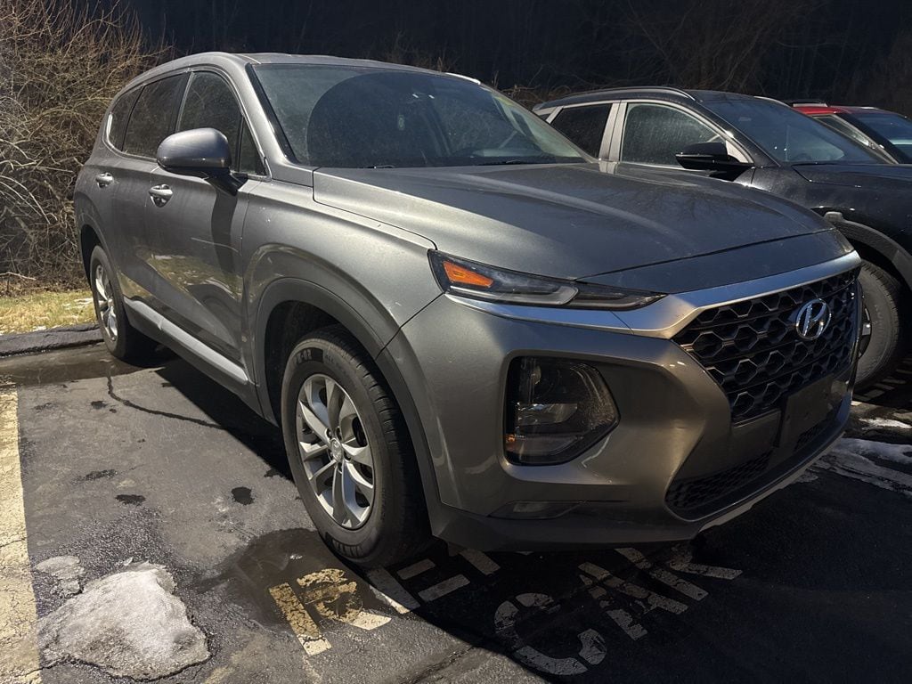 2019 Hyundai Santa Fe SEL's photo