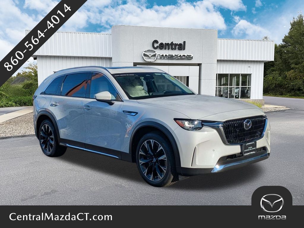 2024 Mazda CX-90 PHEV Premium Package's photo