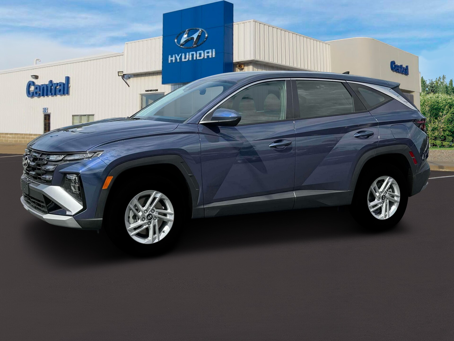 2025 Hyundai Tucson SE photo 2