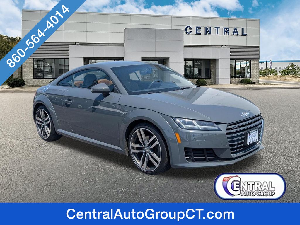 2016 Audi TT 2.0T quattro S tronic's photo