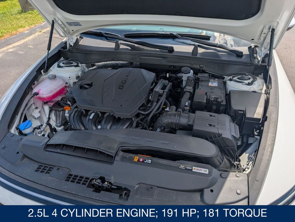2025 Hyundai Sonata SE - Photo 32