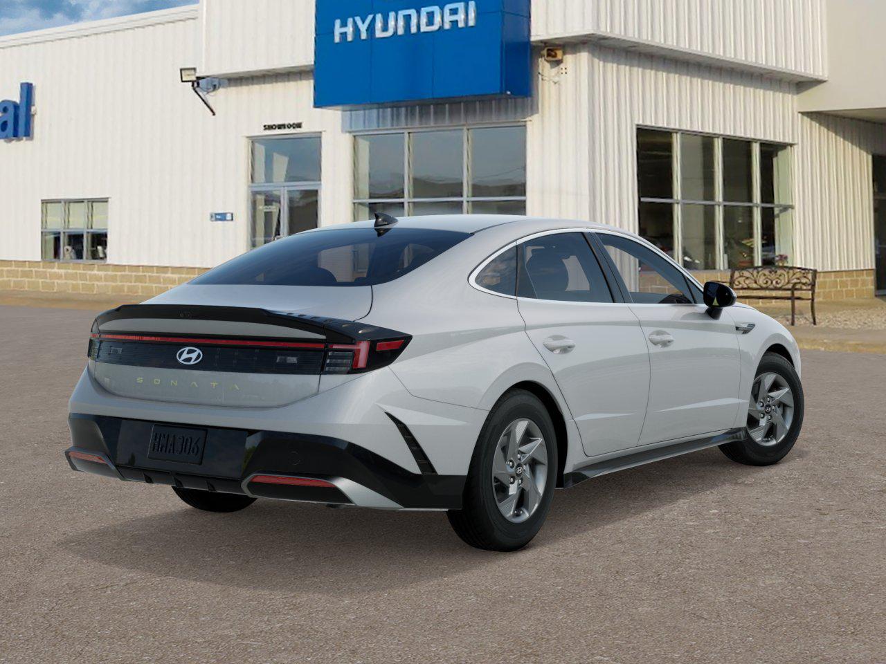 2025 Hyundai Sonata SE photo 3
