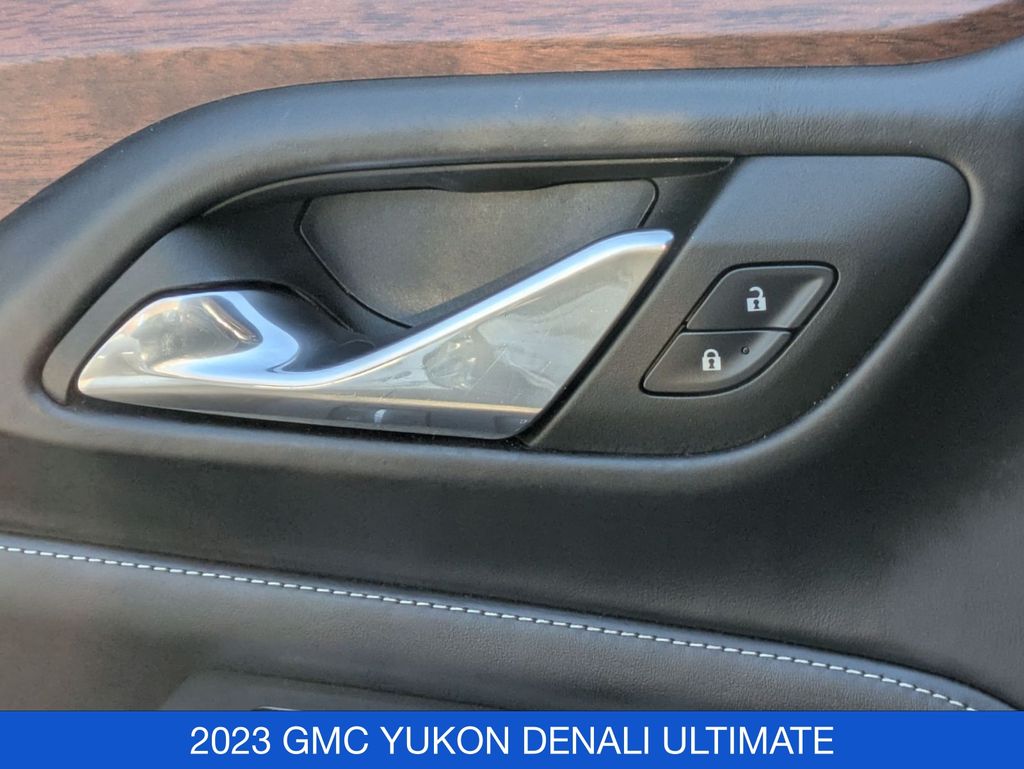 2023 GMC Yukon Denali Ultimate - Photo 13