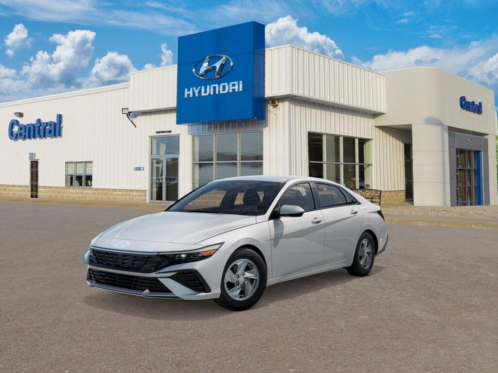 New 2026 Hyundai Elantra SE Sedan