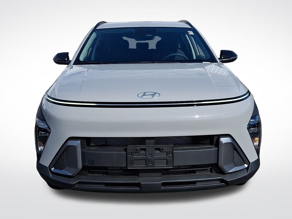2026 Hyundai Kona SEL photo 2