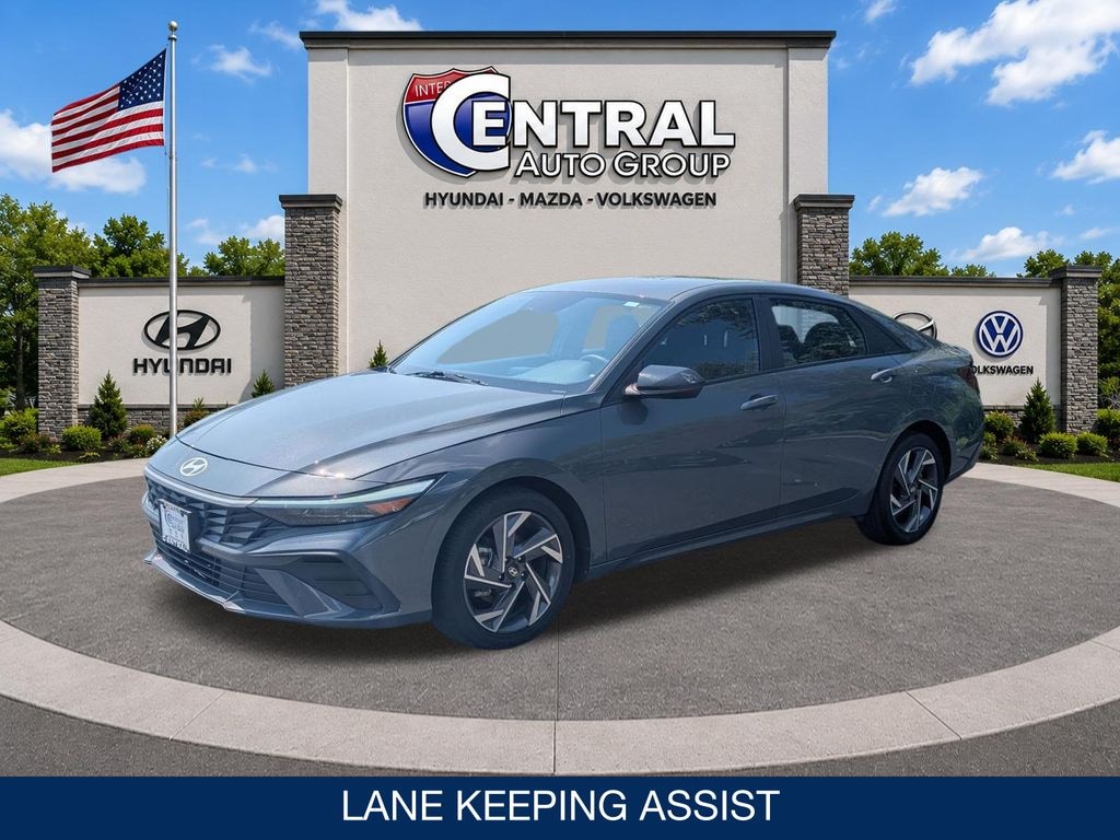Certified 2025 Hyundai Elantra SEL Sport Sedan