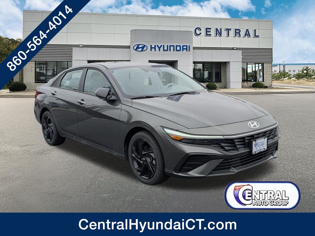 2026 Hyundai Elantra 2.0 SEL Sport IVT's photo