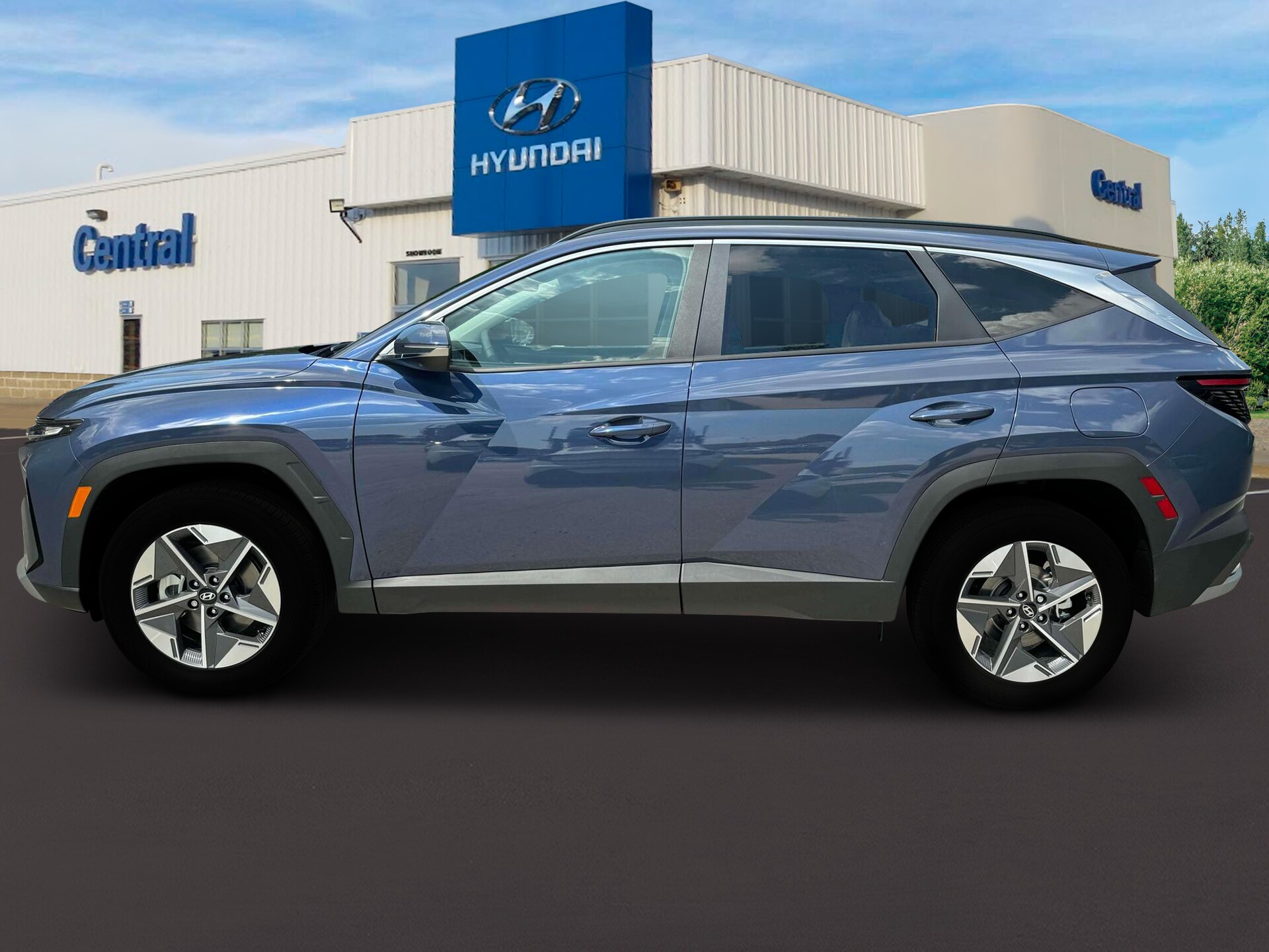 2025 Hyundai Tucson SEL Convenience photo 2