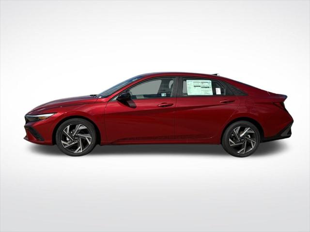 2025 Hyundai Elantra SEL Sport photo 2
