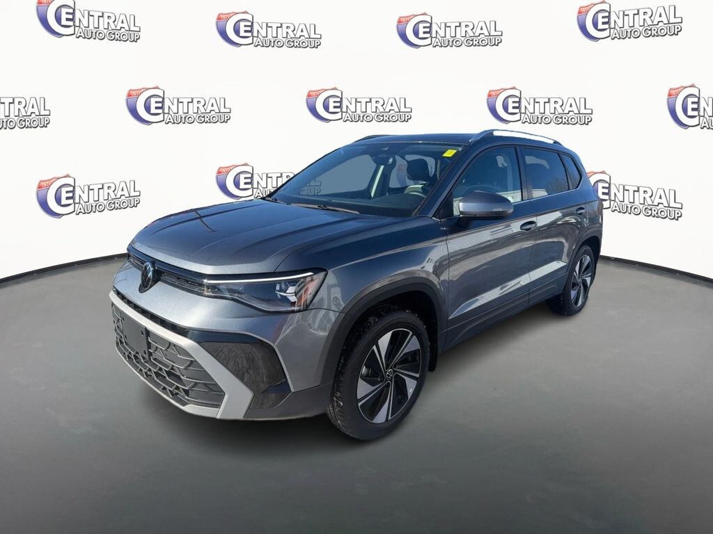 Certified 2025 Volkswagen Taos 1.5T SE SUV