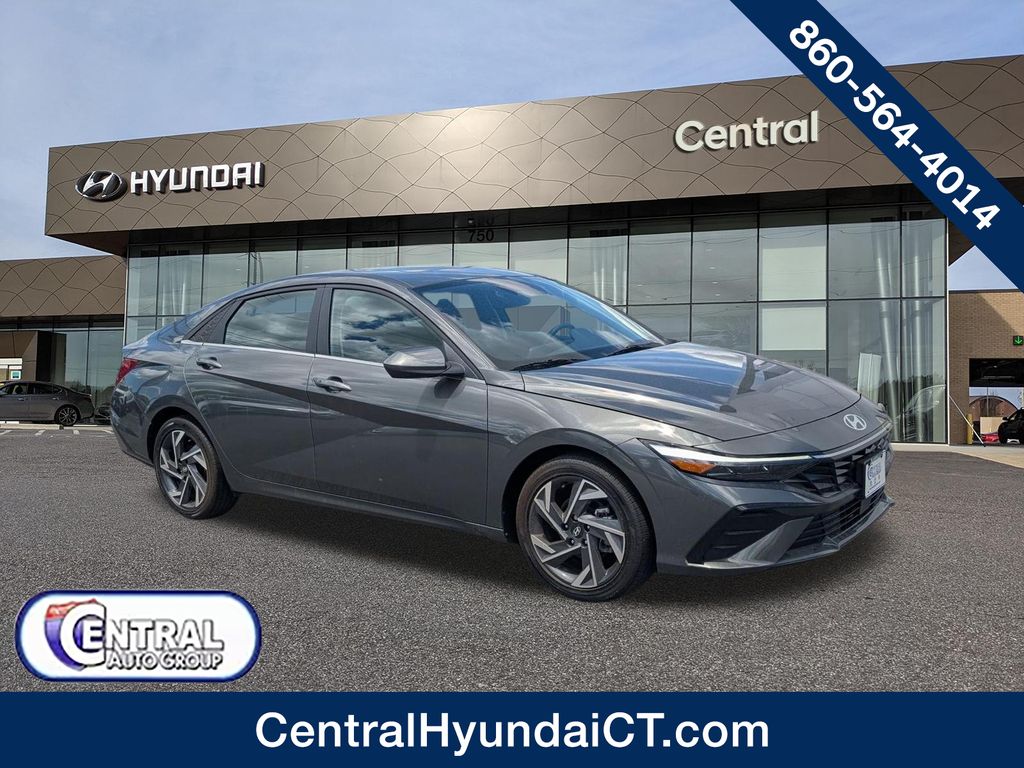 2025 Hyundai Elantra Sedan 