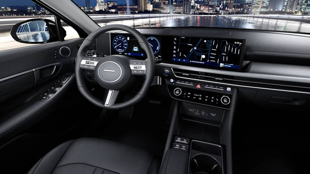 2024 Hyundai Sonata interior