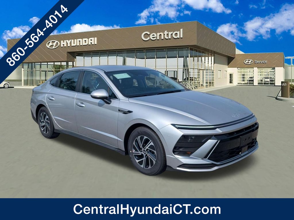 2026 Hyundai Sonata Hybrid Sedan 