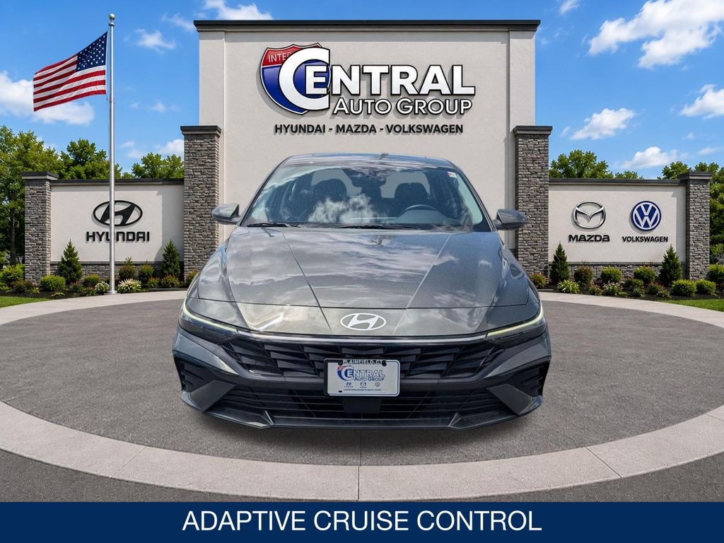 Certified 2025 Hyundai Elantra SEL Convenience Sedan
