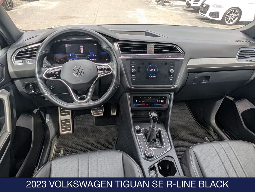 2023 Volkswagen Tiguan SE R-LINE BLACK - Photo 19