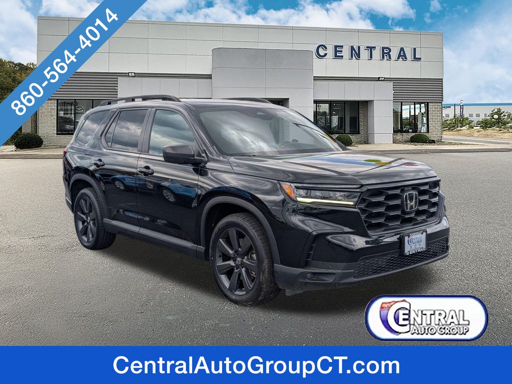 2023 Honda Pilot Sport AWD's photo
