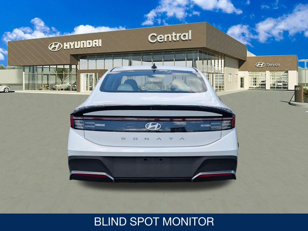 2025 Hyundai Sonata SE - Photo 7
