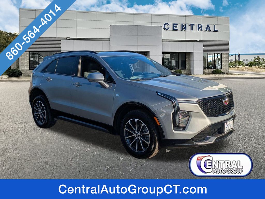 2024 Cadillac XT4 Sport's photo