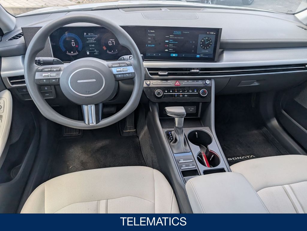 2025 Hyundai Sonata SE - Photo 17