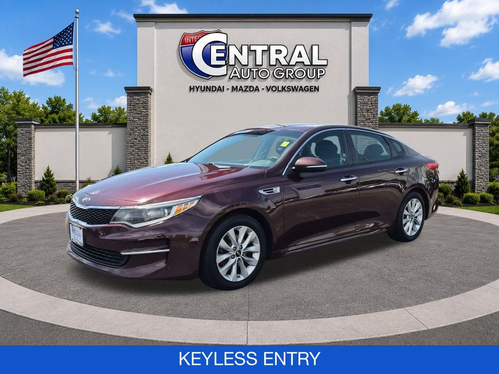 Used 2018 Kia Optima LX Sedan