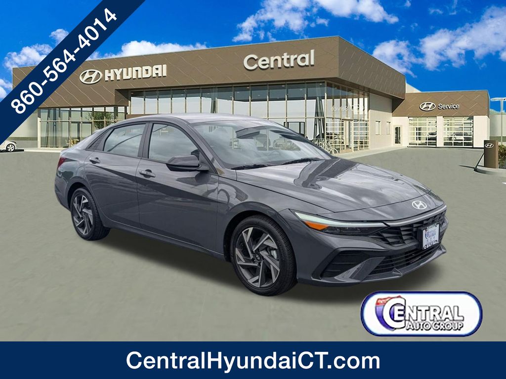 2025 Hyundai Elantra Sedan 