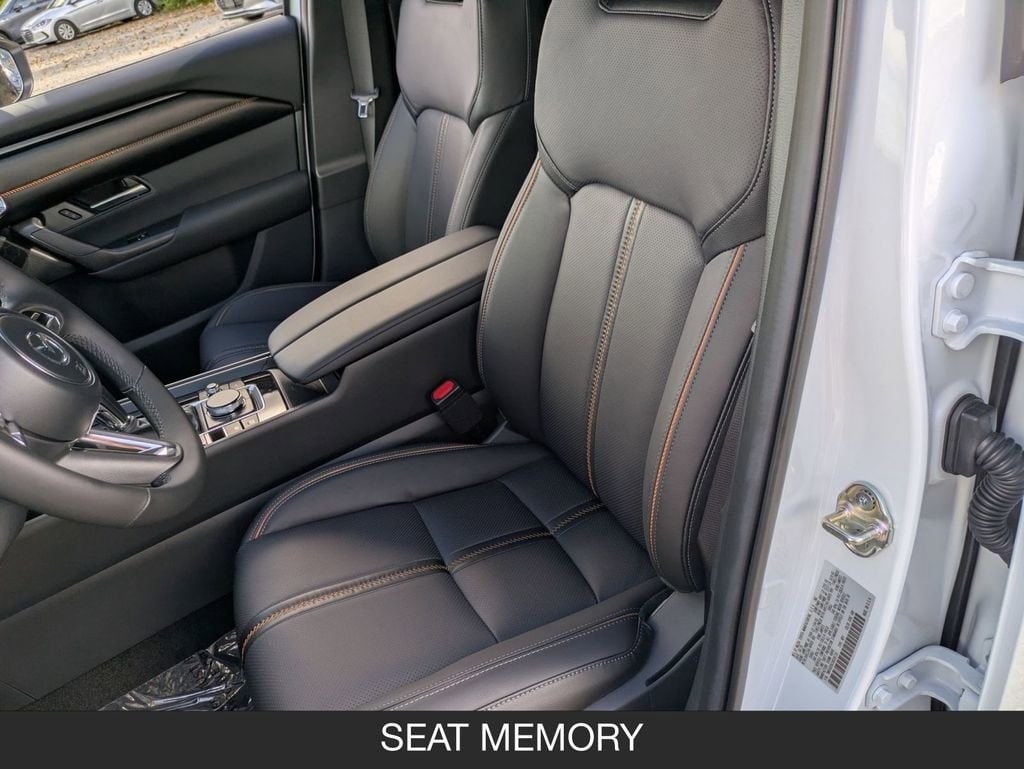2025 Mazda CX-50 Premium Plus - Photo 16