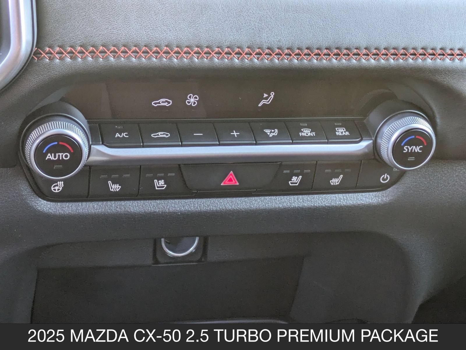 2025 Mazda CX-50 Premium - Photo 28
