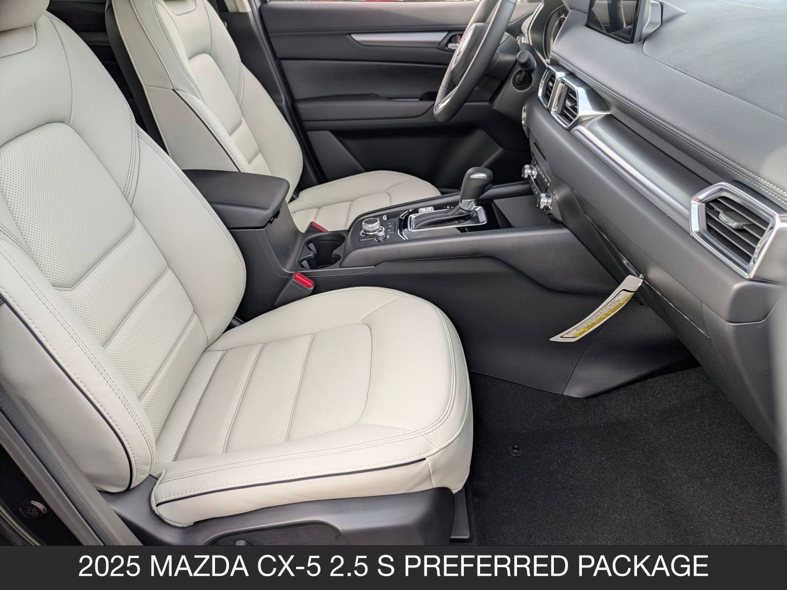 2025 Mazda CX-5 - Photo 38