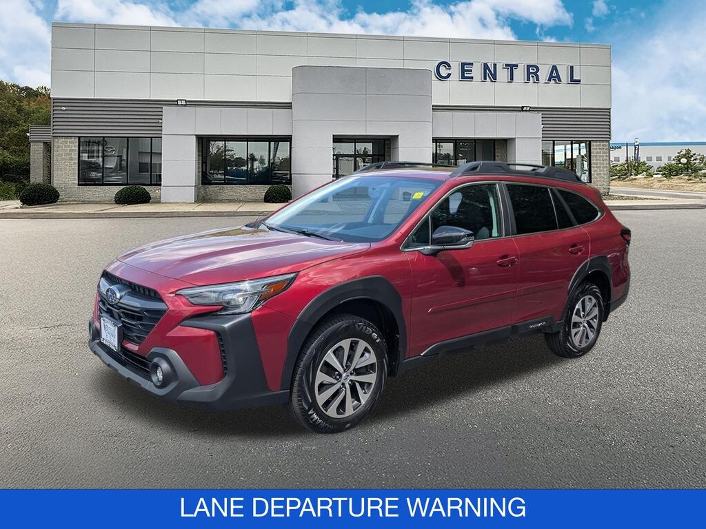 Used 2025 Subaru Outback Premium SUV