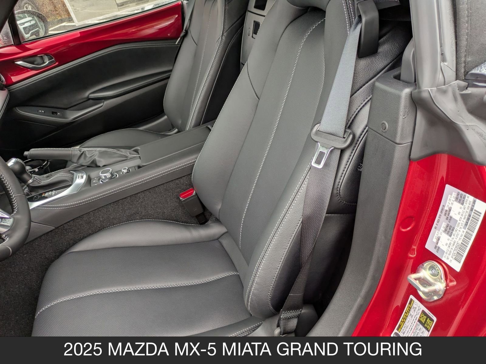 2025 Mazda MX-5 Miata Grand Touring - Photo 16