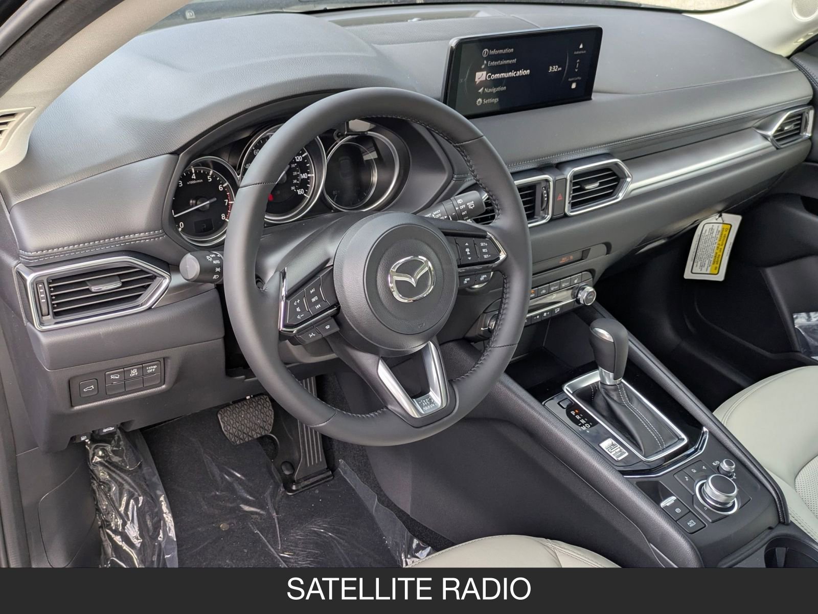 2025 Mazda CX-5 - Photo 18