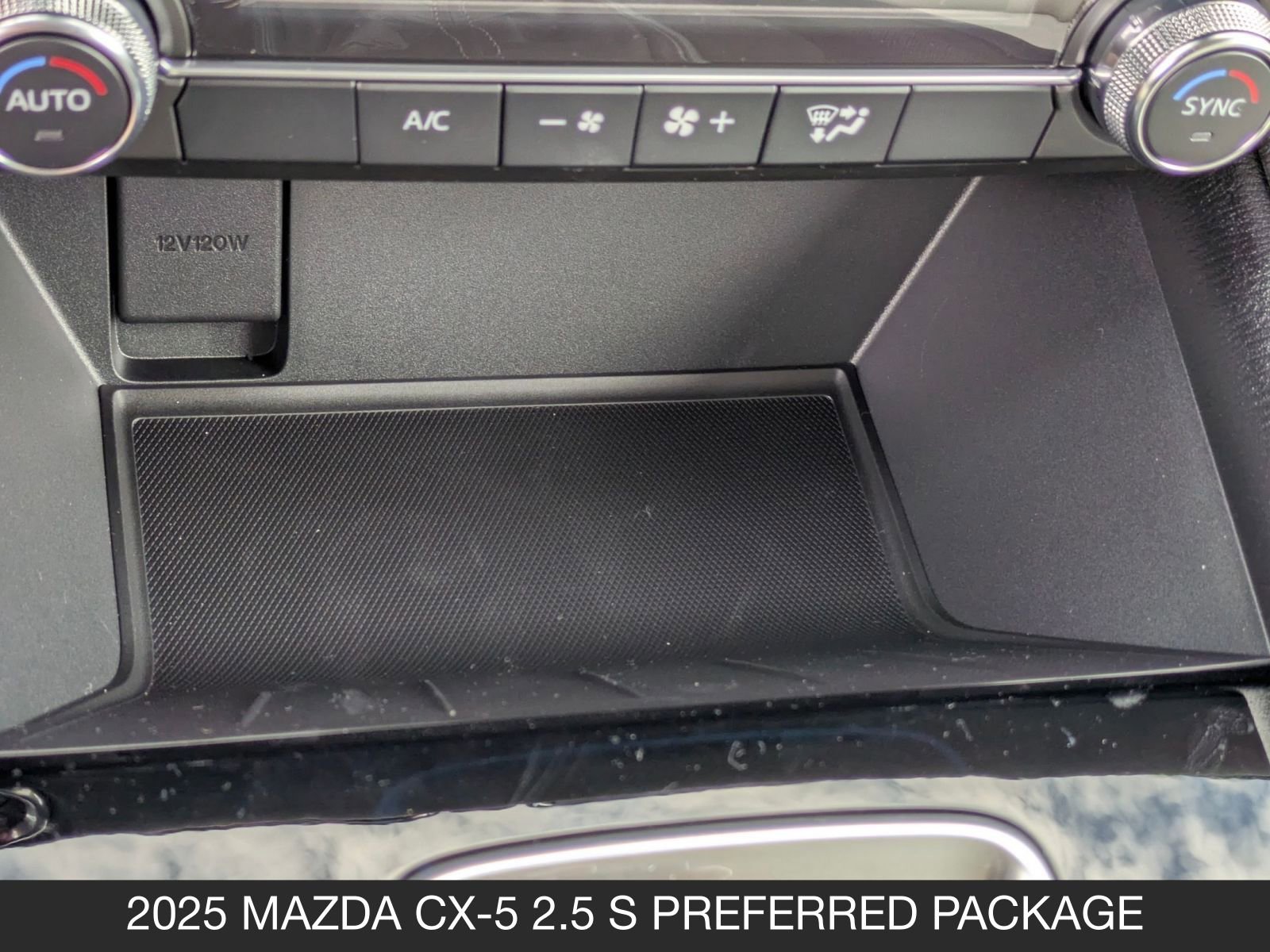 2025 Mazda CX-5 - Photo 29