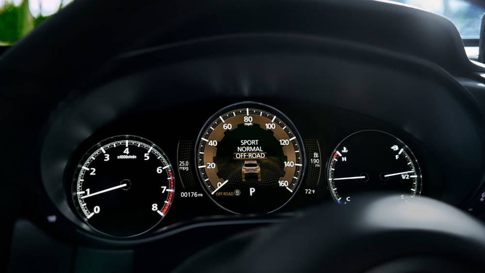 2025 Mazda CX-50 dashboard