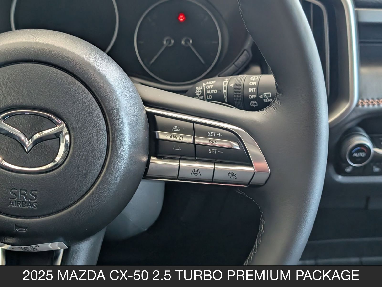 2025 Mazda CX-50 Premium - Photo 18
