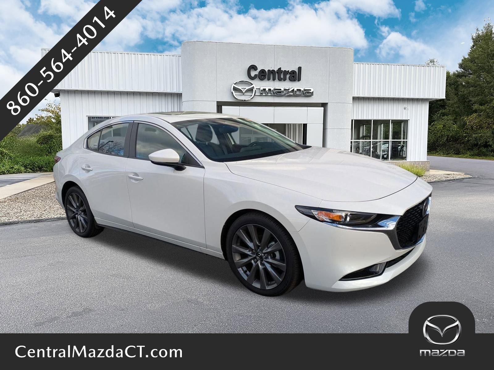 2025 Mazda Mazda3 Preferred's photo