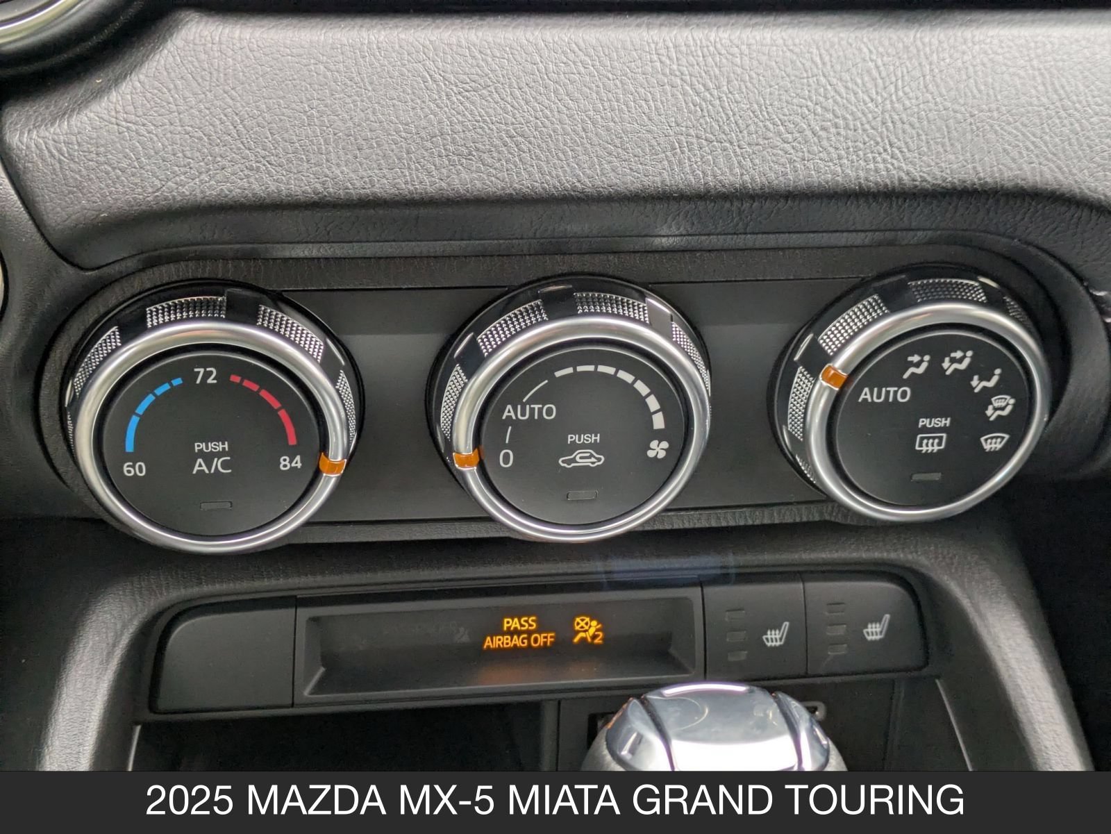 2025 Mazda MX-5 Miata Grand Touring - Photo 28