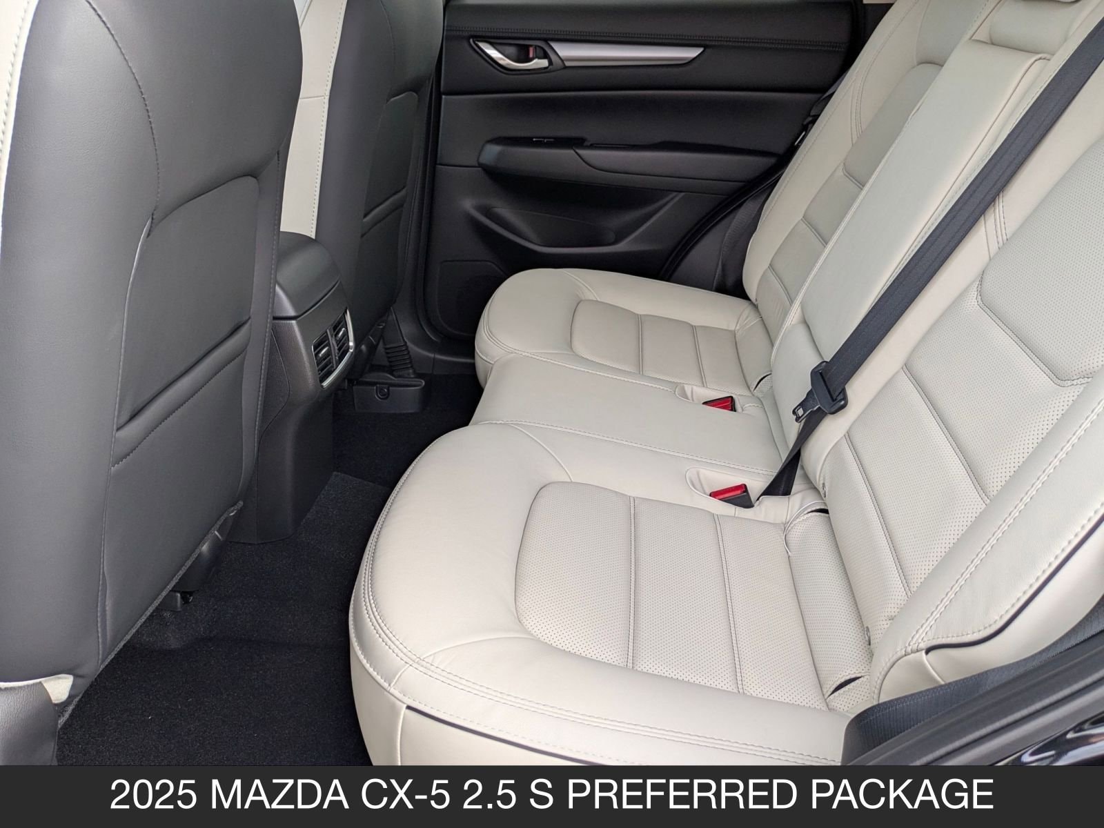 2025 Mazda CX-5 - Photo 32