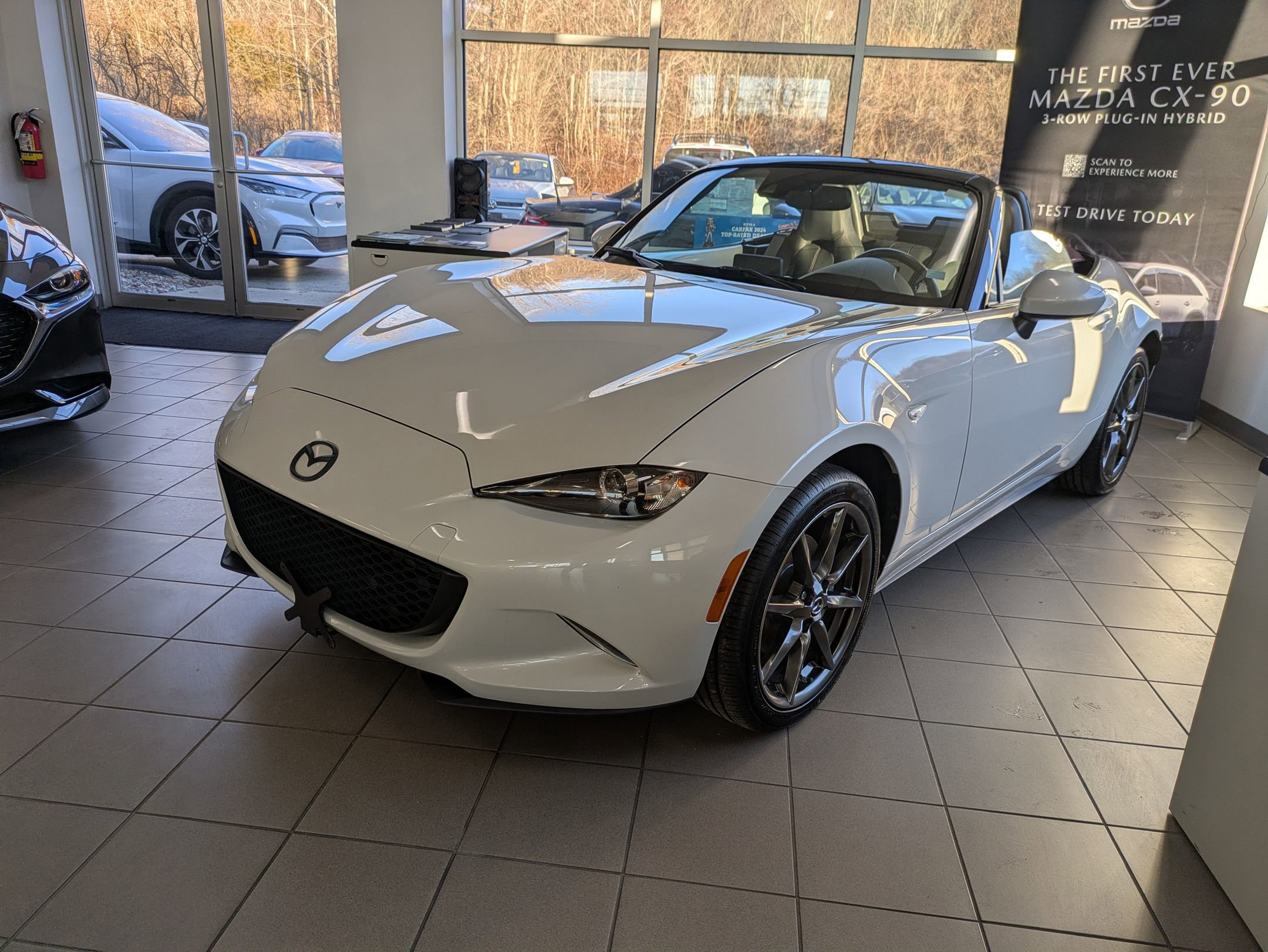 2018 Mazda MX-5 Miata Grand Touring's photo